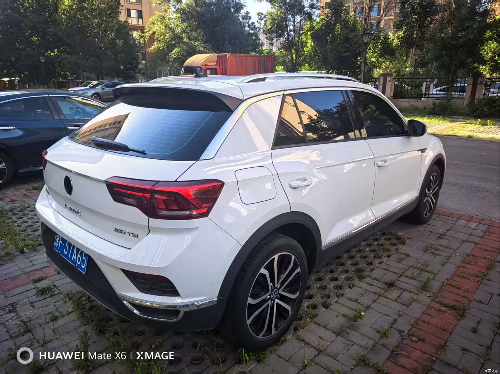 Volkswagen T-ROC, 2023 10