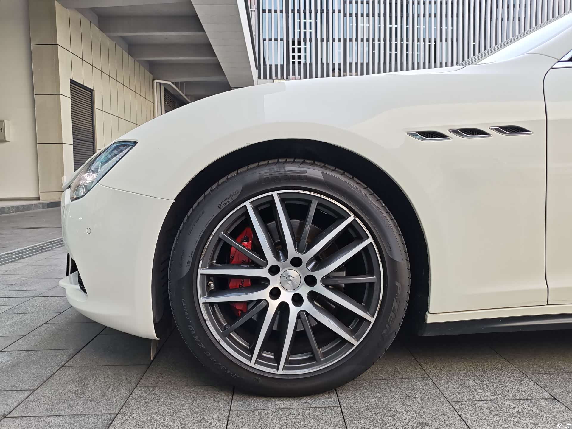 Maserati Ghibli, 2018 8