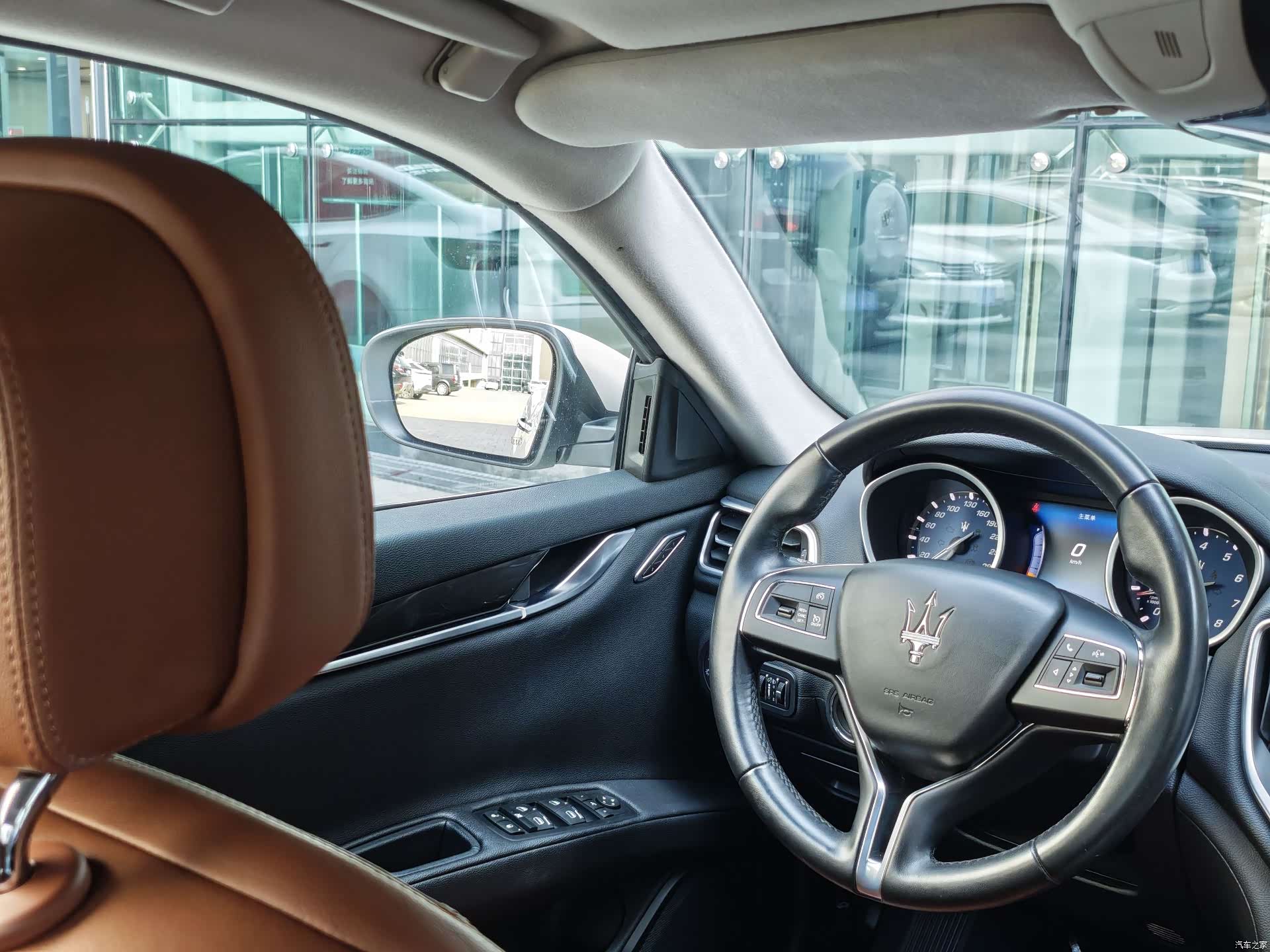 Maserati Ghibli, 2018 16