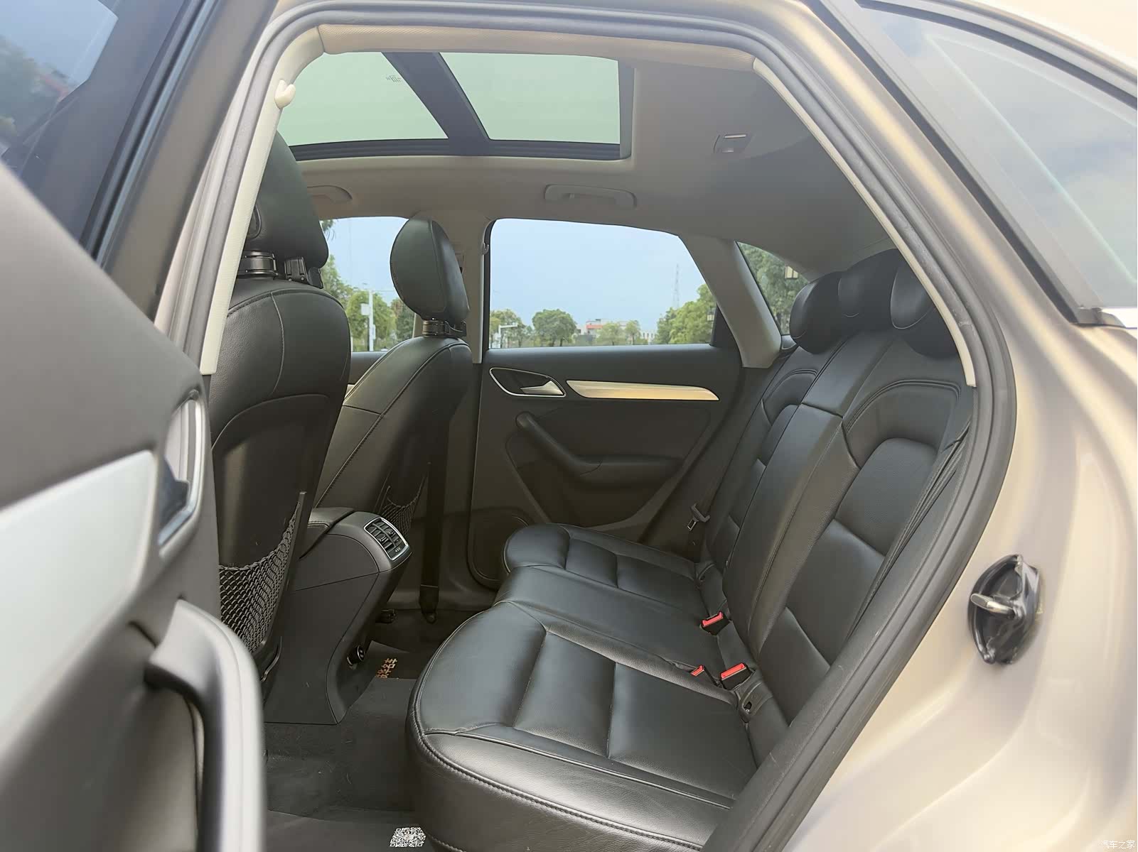 Audi Q3, 2015 21