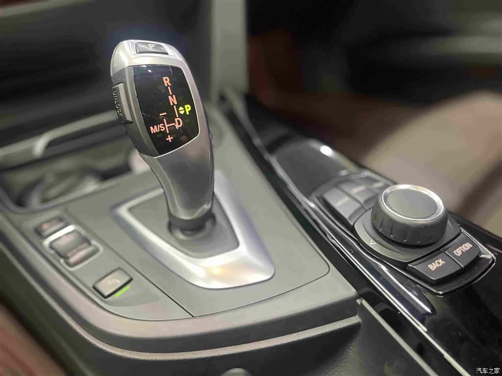 BMW 3 Series, 2018 16