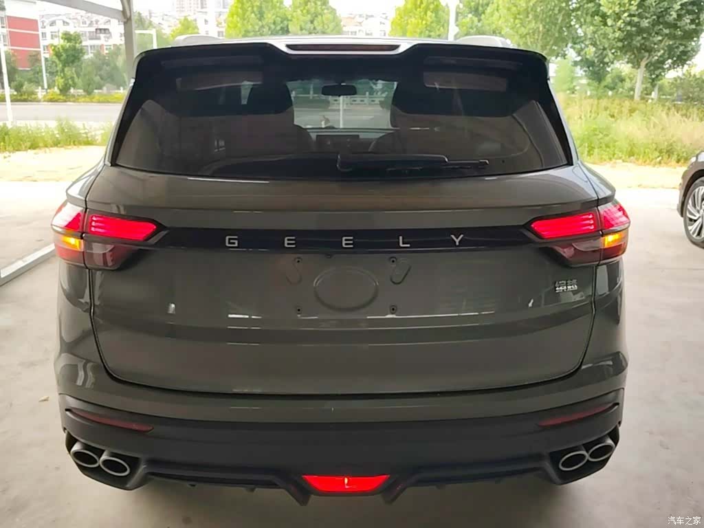 Geely Coolray, 2022 6