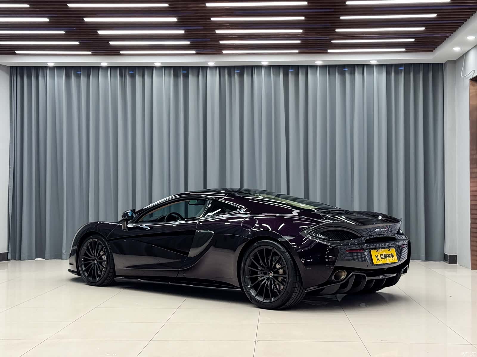 McLaren 570, 2017 9