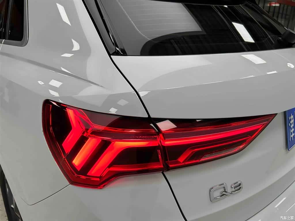 Audi Q3, 2023 19