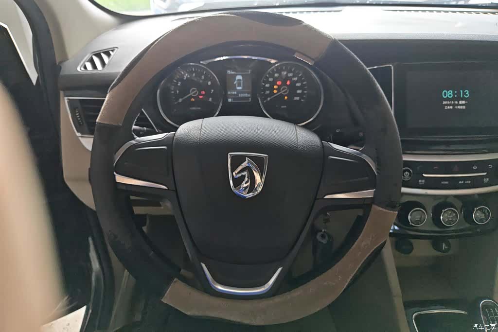Wuling 730, 2017 15
