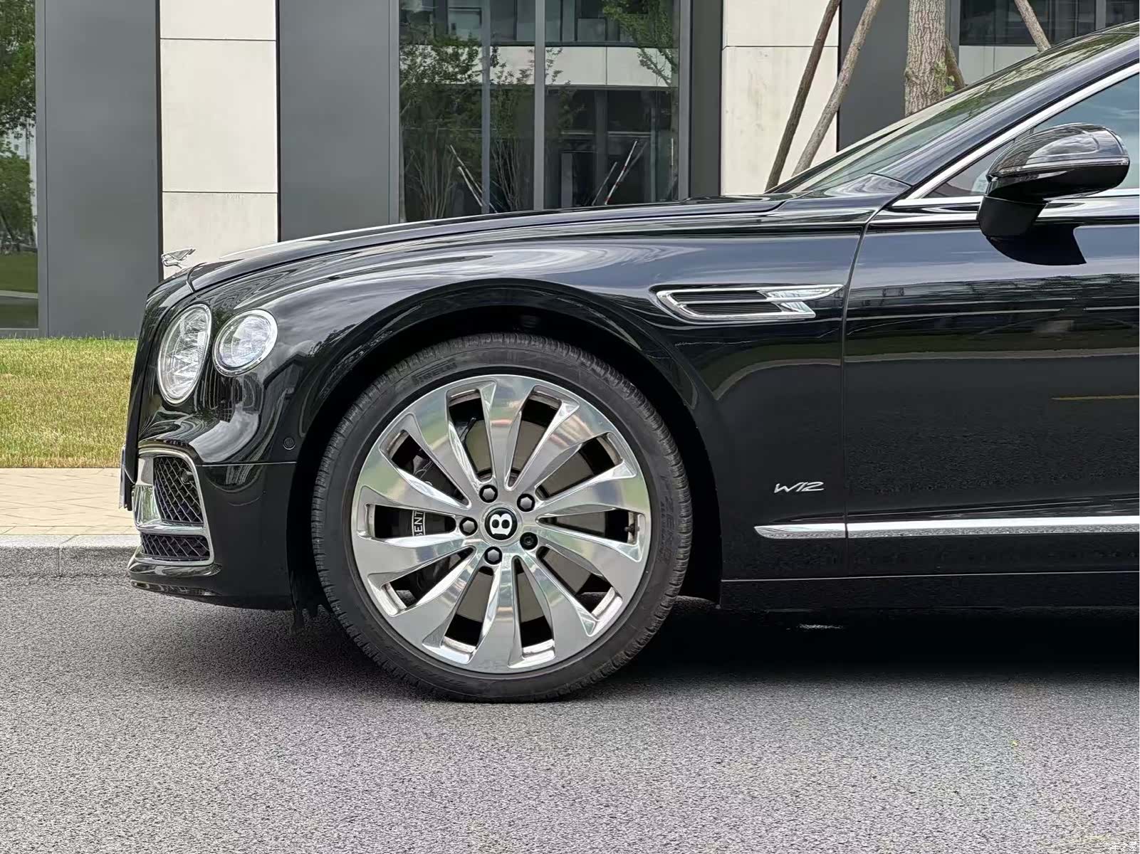 Bentley Flying Spur, 2021 7