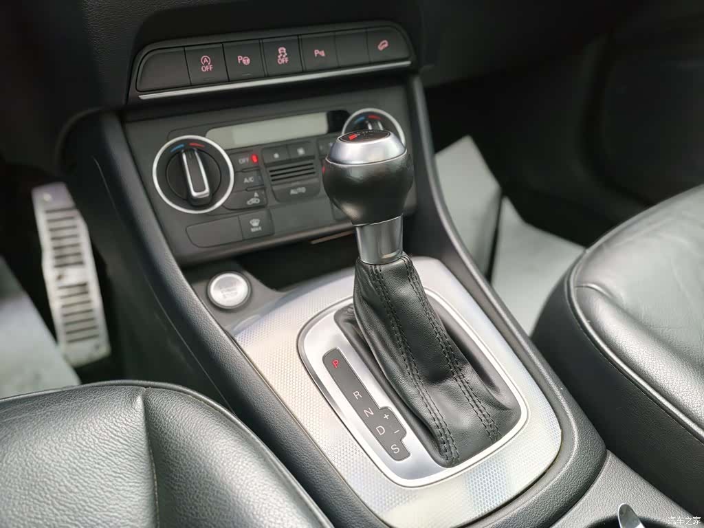 Audi Q3, 2016 14