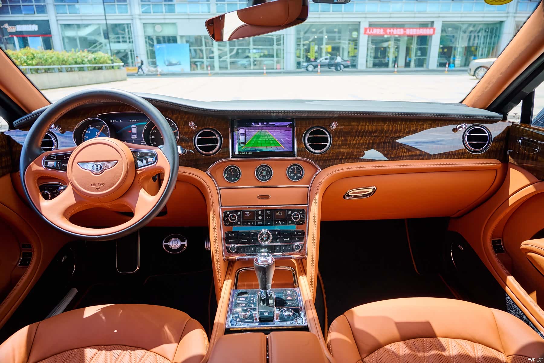Bentley Mulsanne, 2017 13