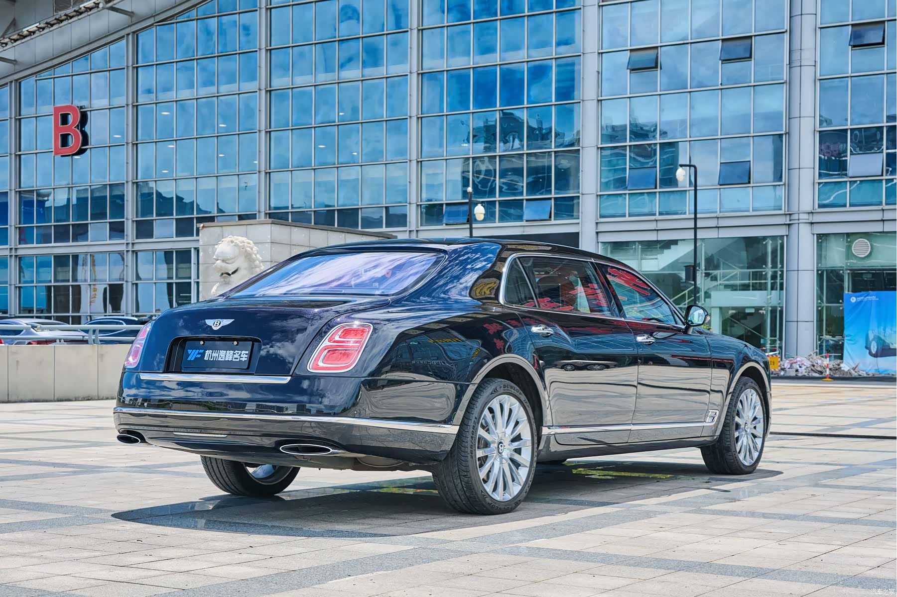 Bentley Mulsanne, 2017 9