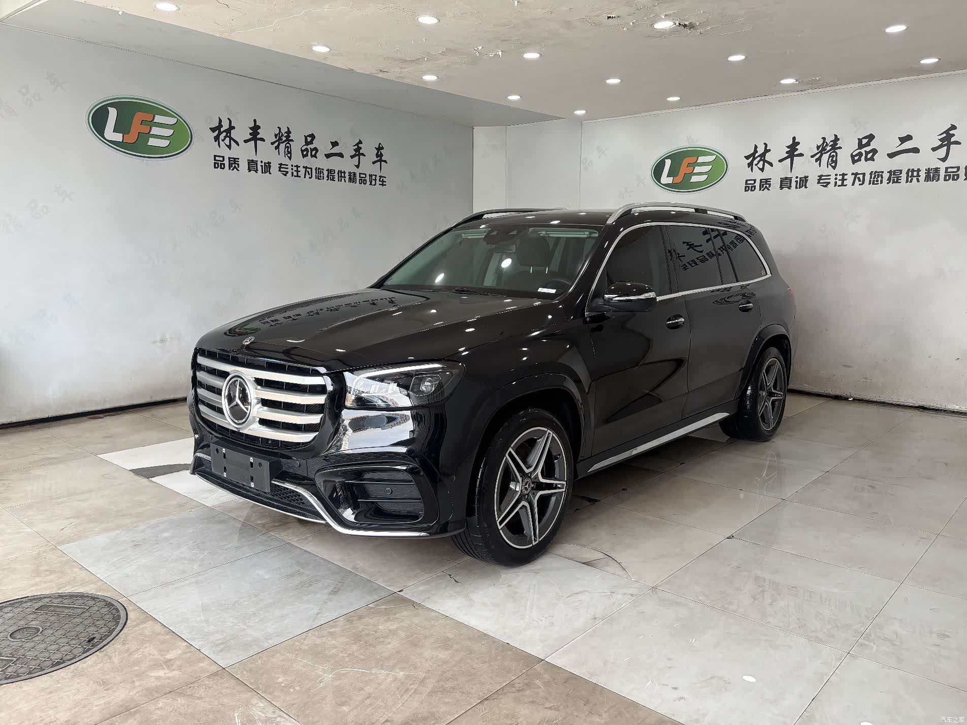 Mercedes-Benz GLS, 2024 1