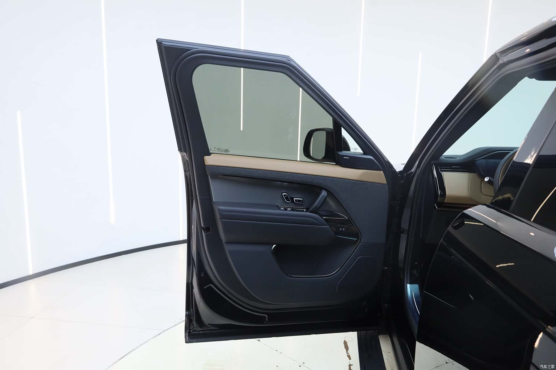 Land Rover Range Rover, 2025 12