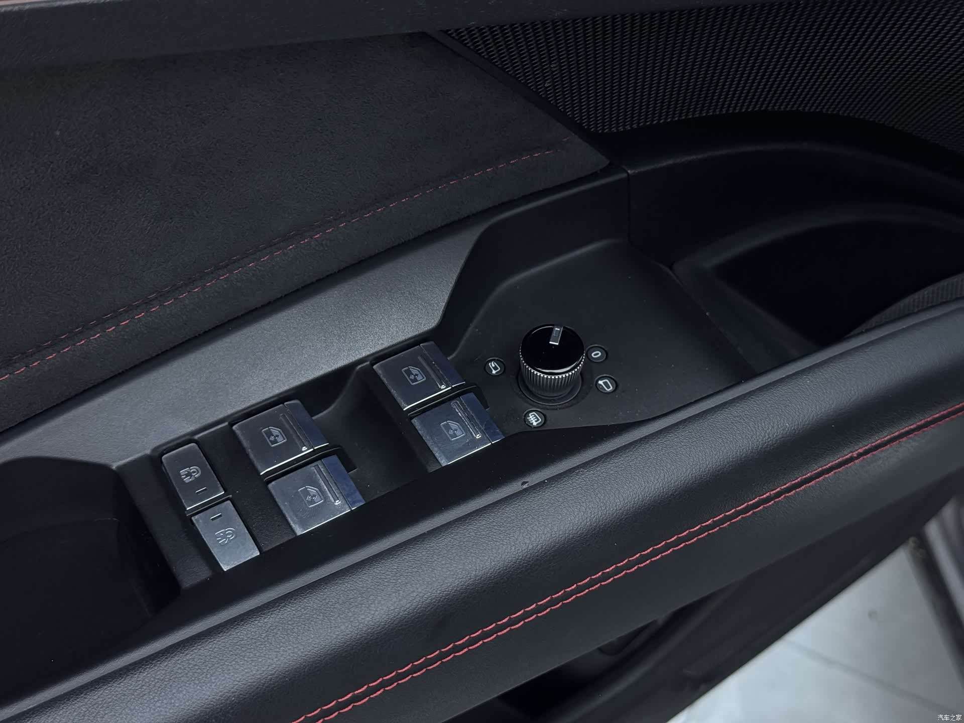 Audi Q5 e-tron, 2022 10