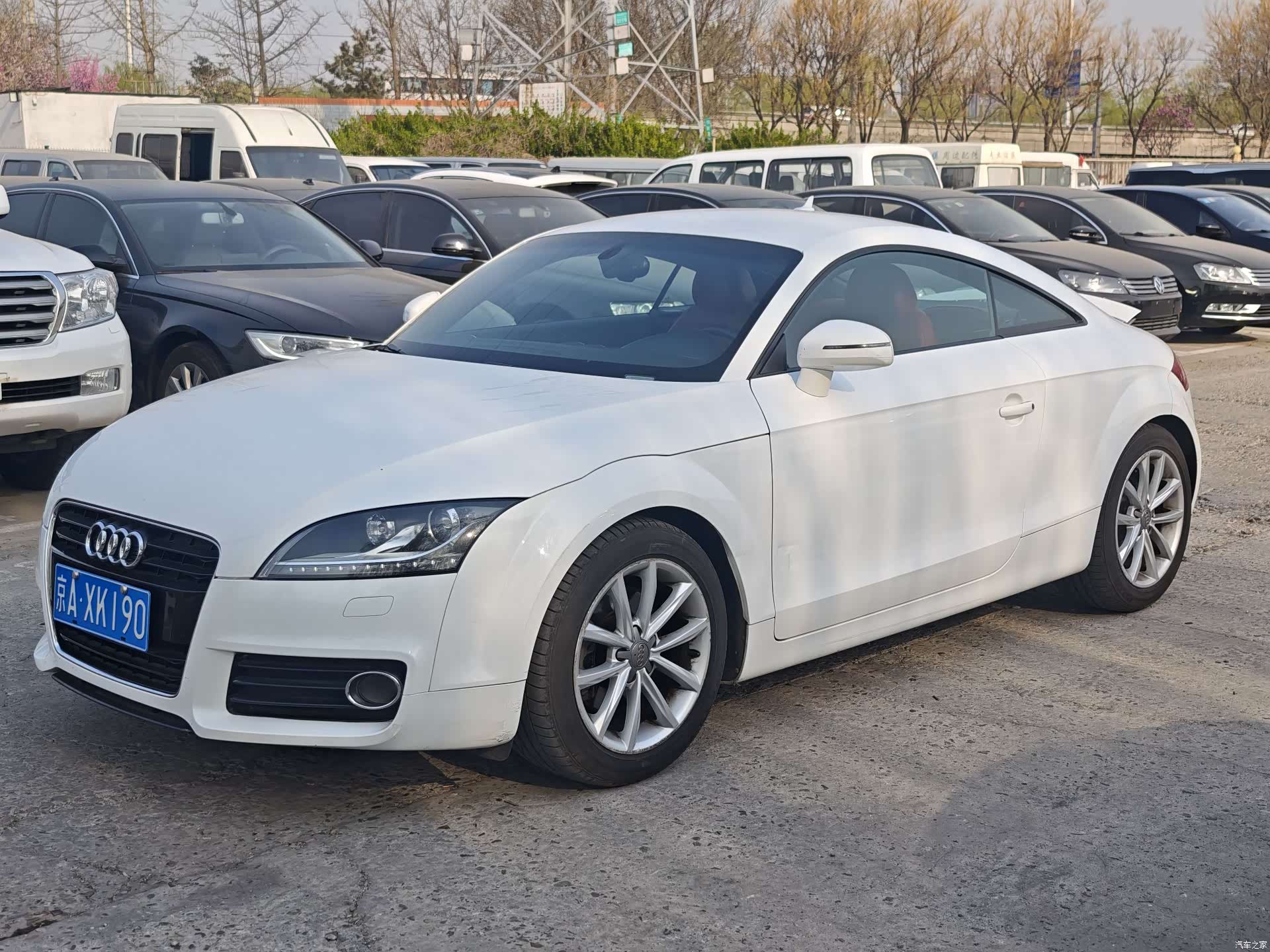 Audi TT, 2011 1