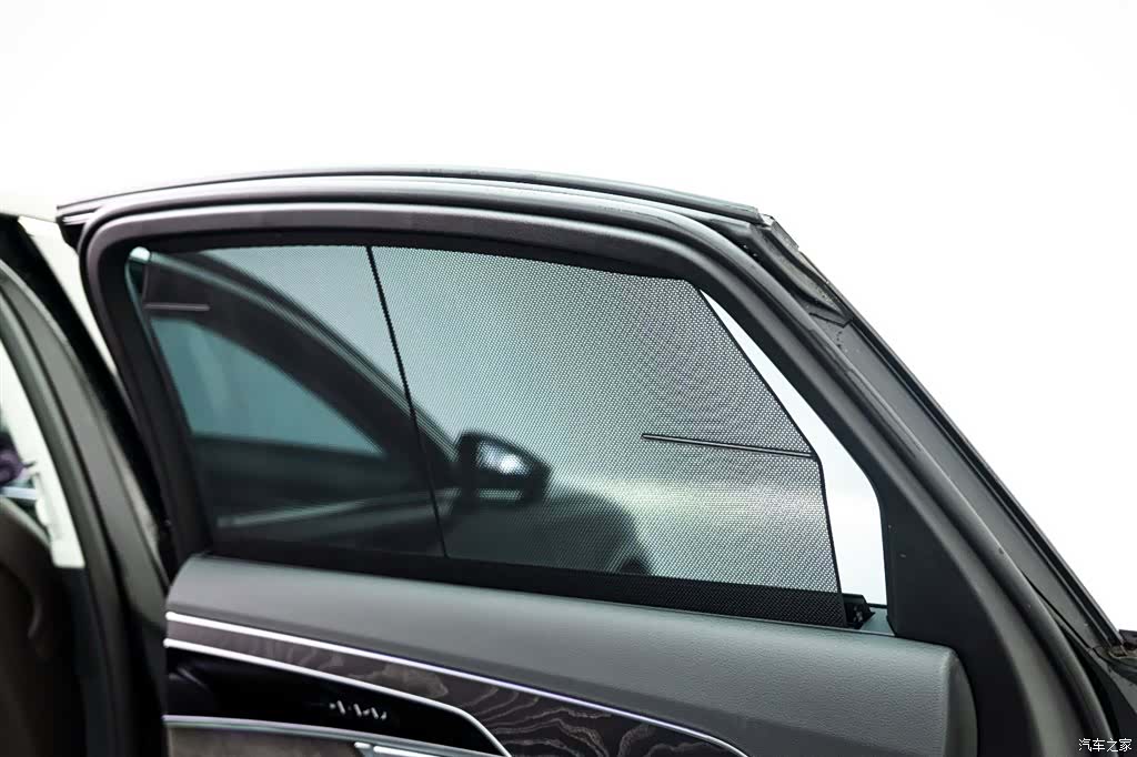 Audi A8L, 2019 23