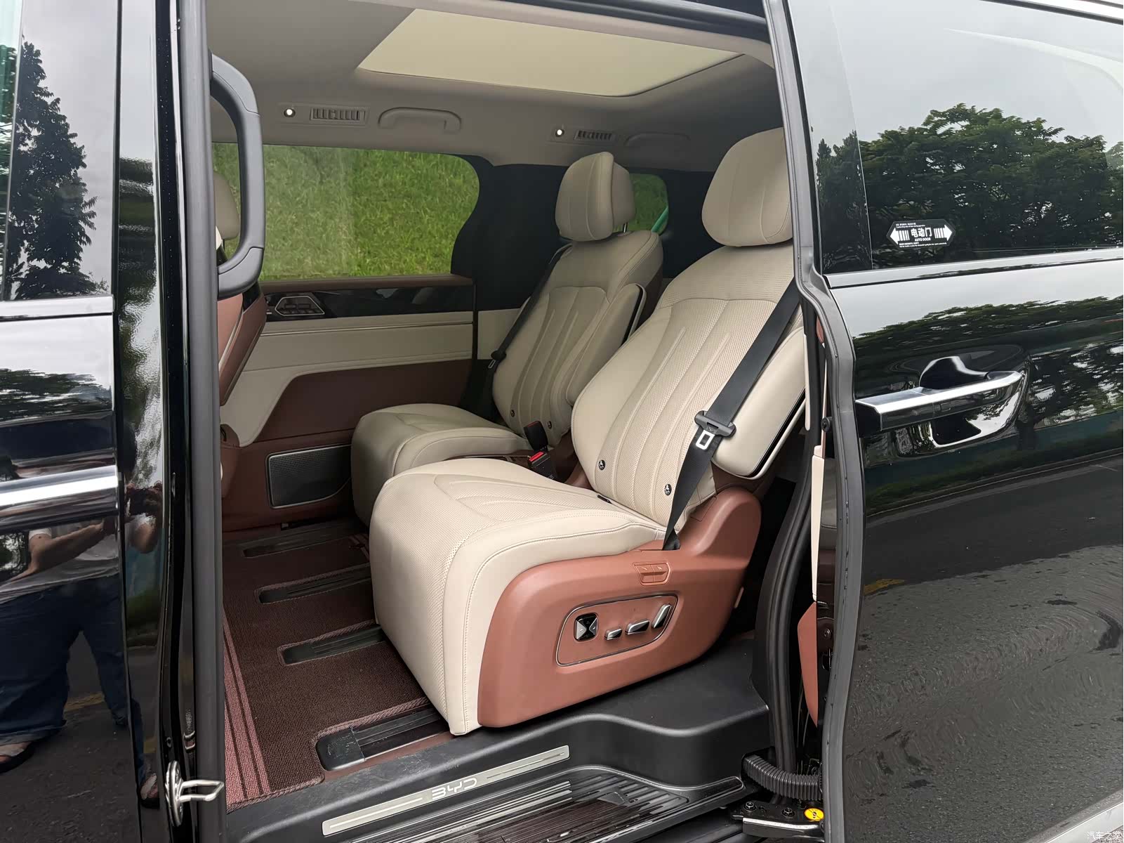 BYD Xia, 2025 21