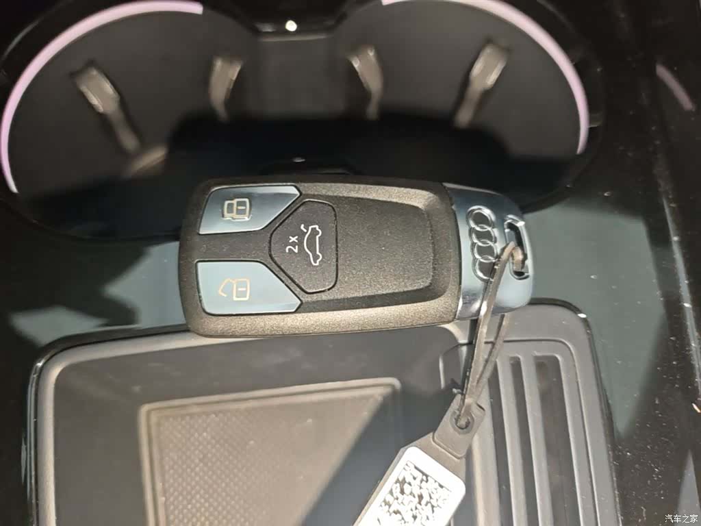 Audi A4L, 2024 9