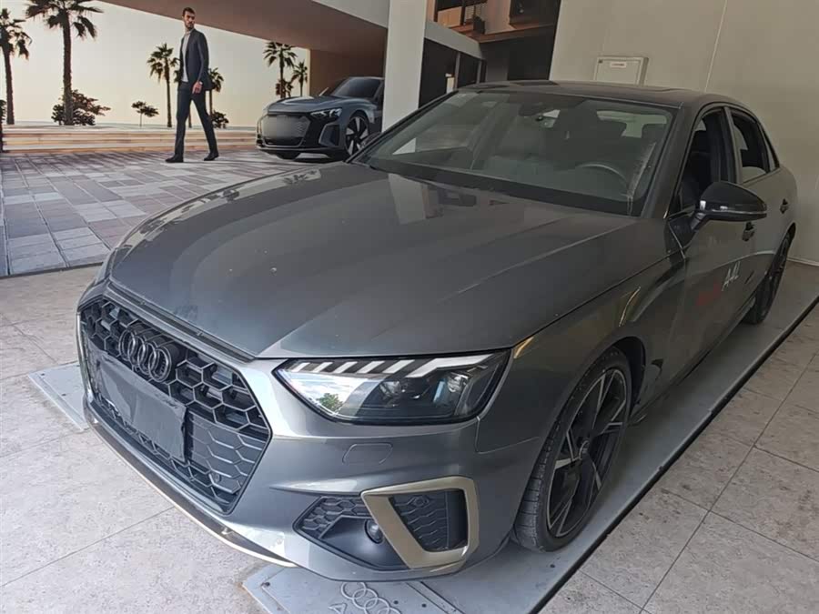 Audi A4L 2024, фото 2