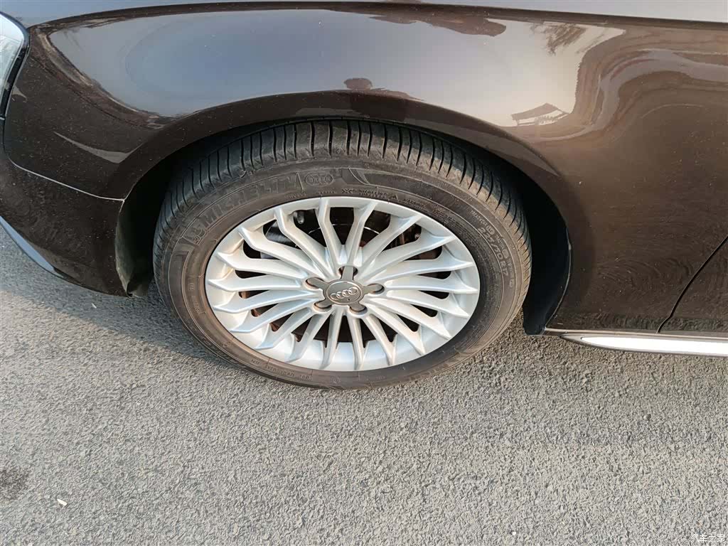 Audi A4L, 2016 25