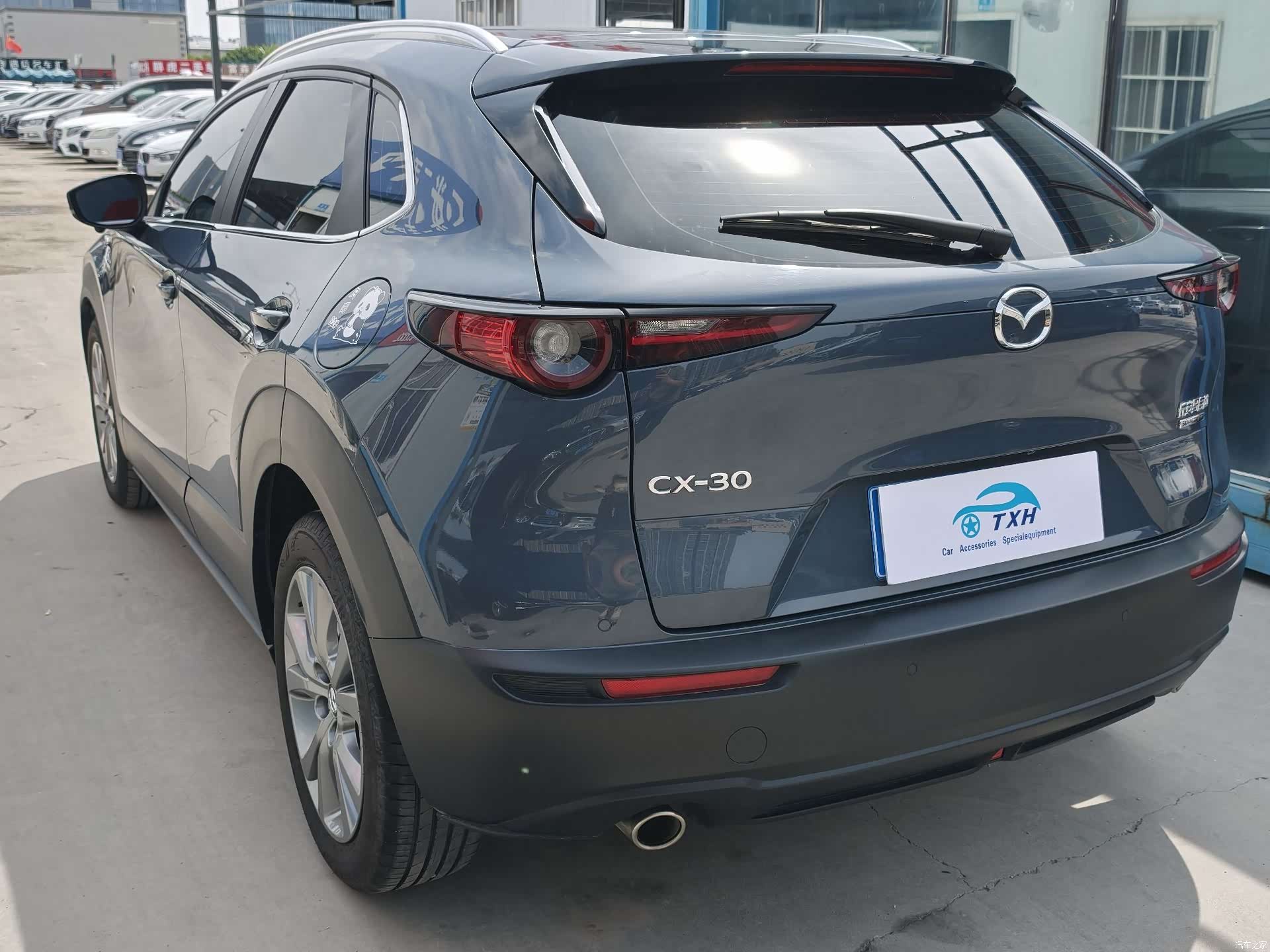 Mazda CX-30, 2023 8