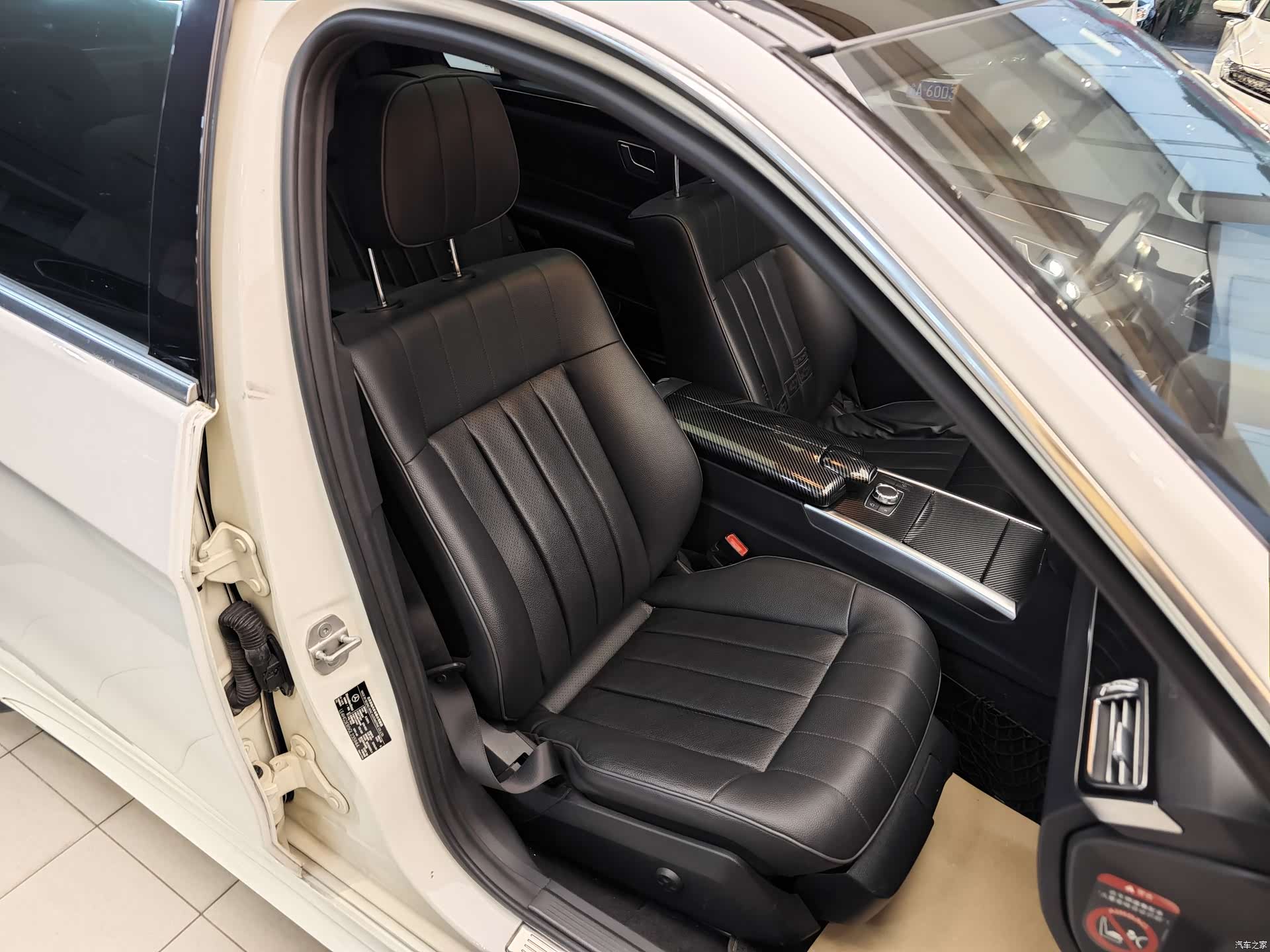 Mercedes-Benz E-Class, 2015 33