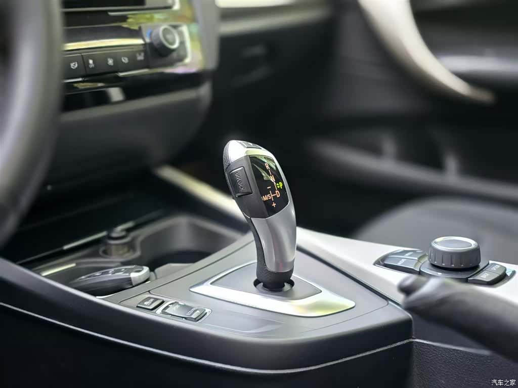 BMW 1 Series, 2016 13