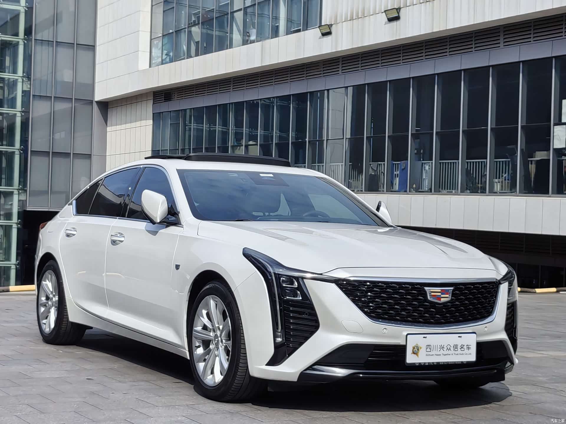 Cadillac CT5, 2025 4