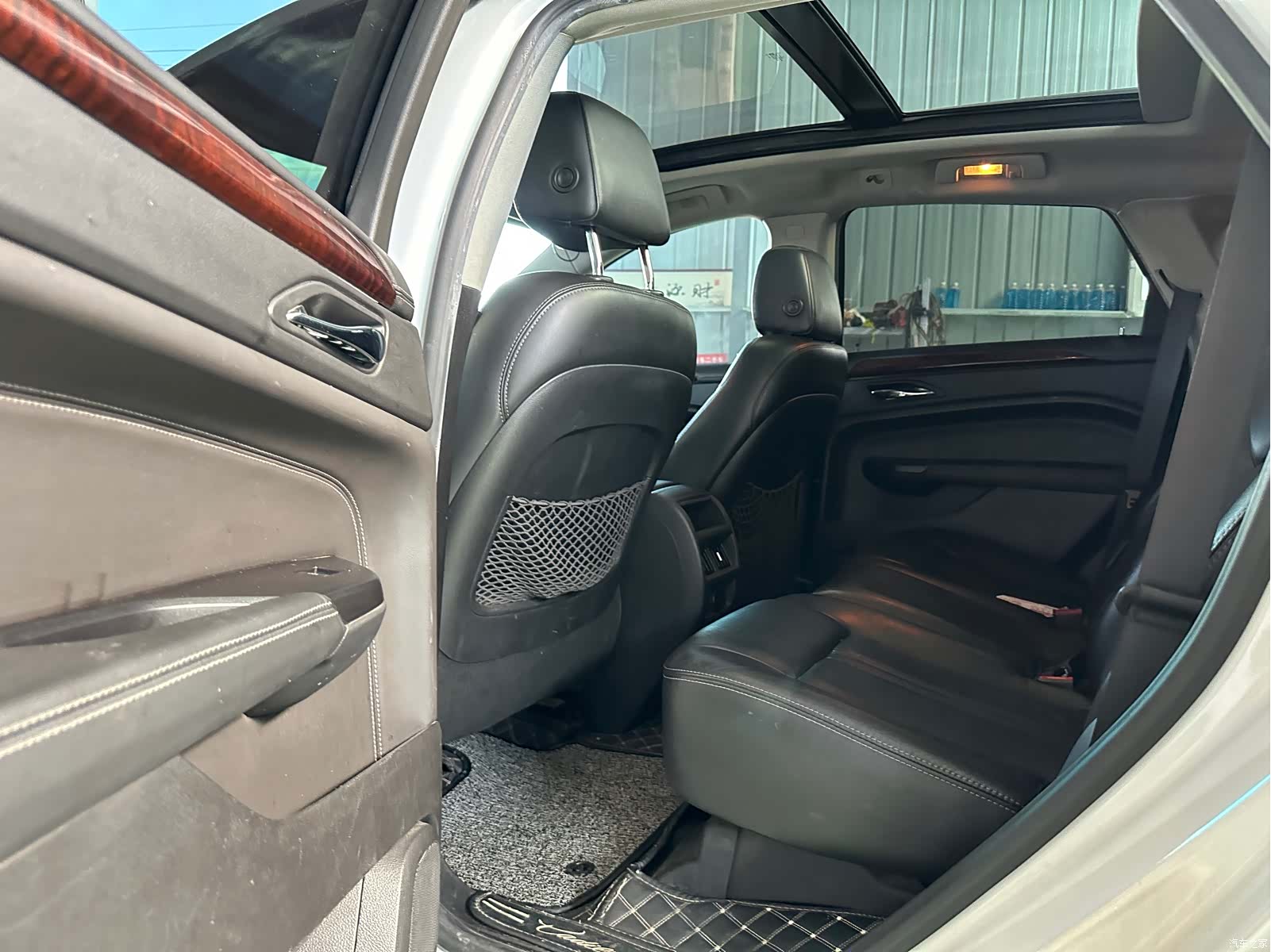 Cadillac SRX, 2016 6