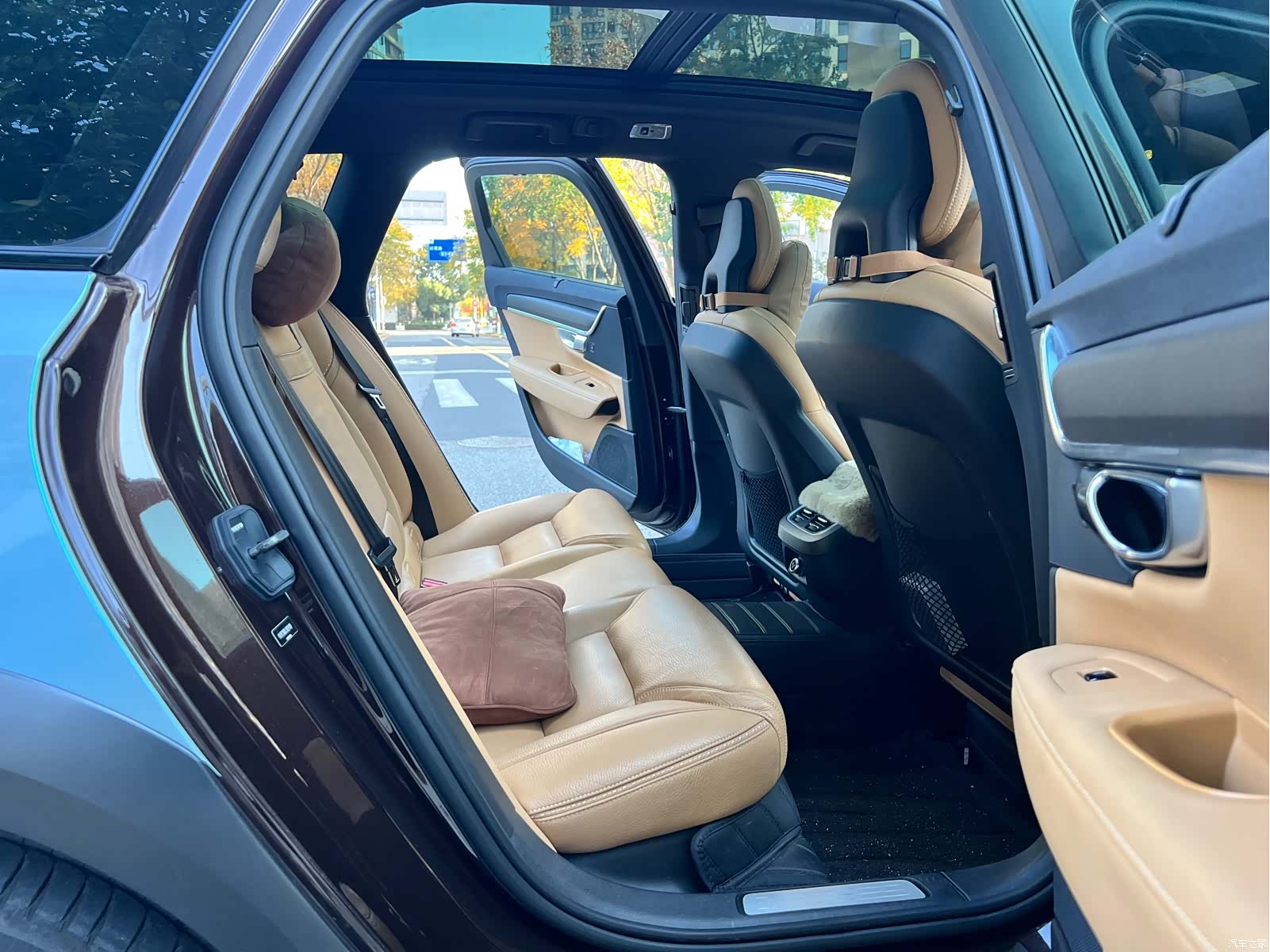 Volvo V90, 2018 13