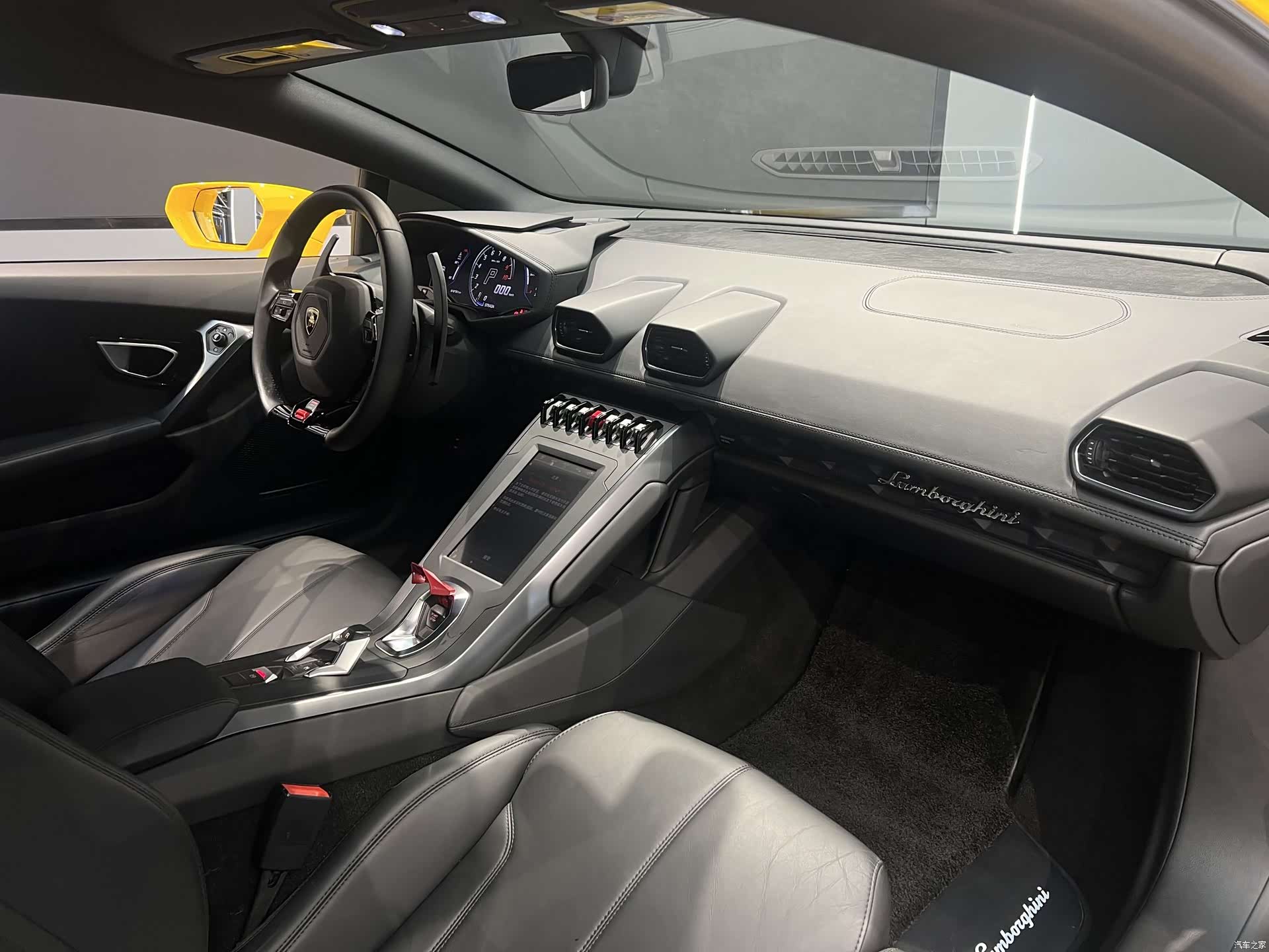 Lamborghini Huracán, 2020 9