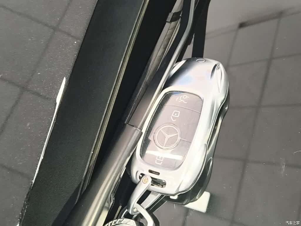 Mercedes-Benz E-Class, 2022 9