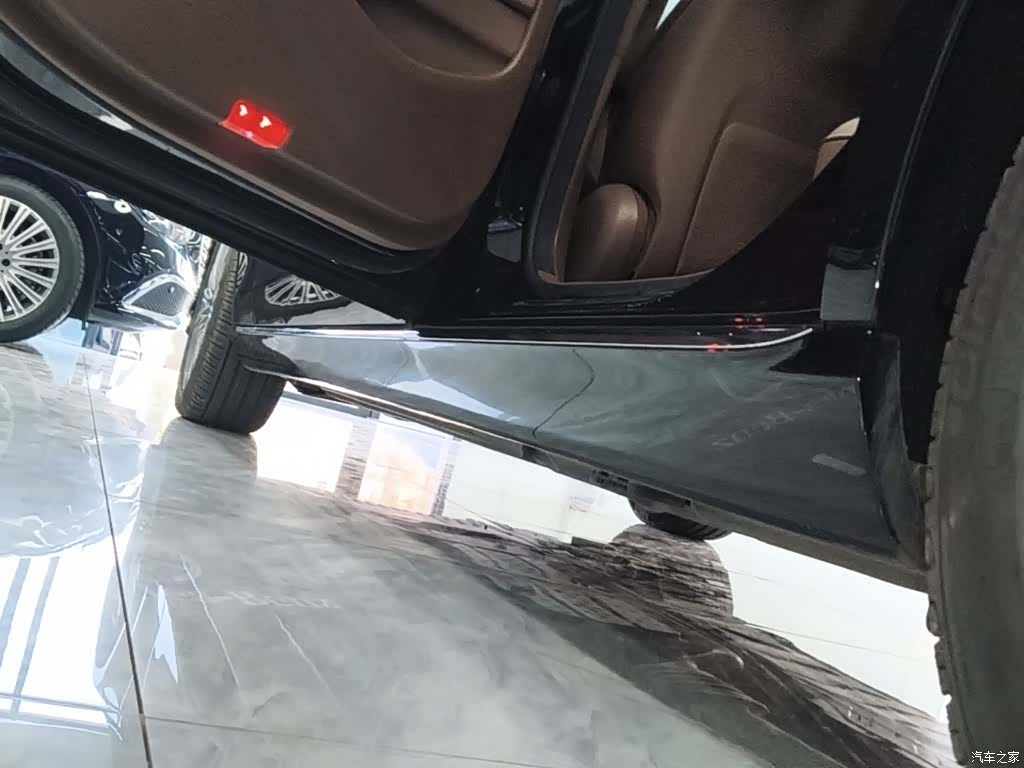 Mercedes-Benz E-Class, 2023 22