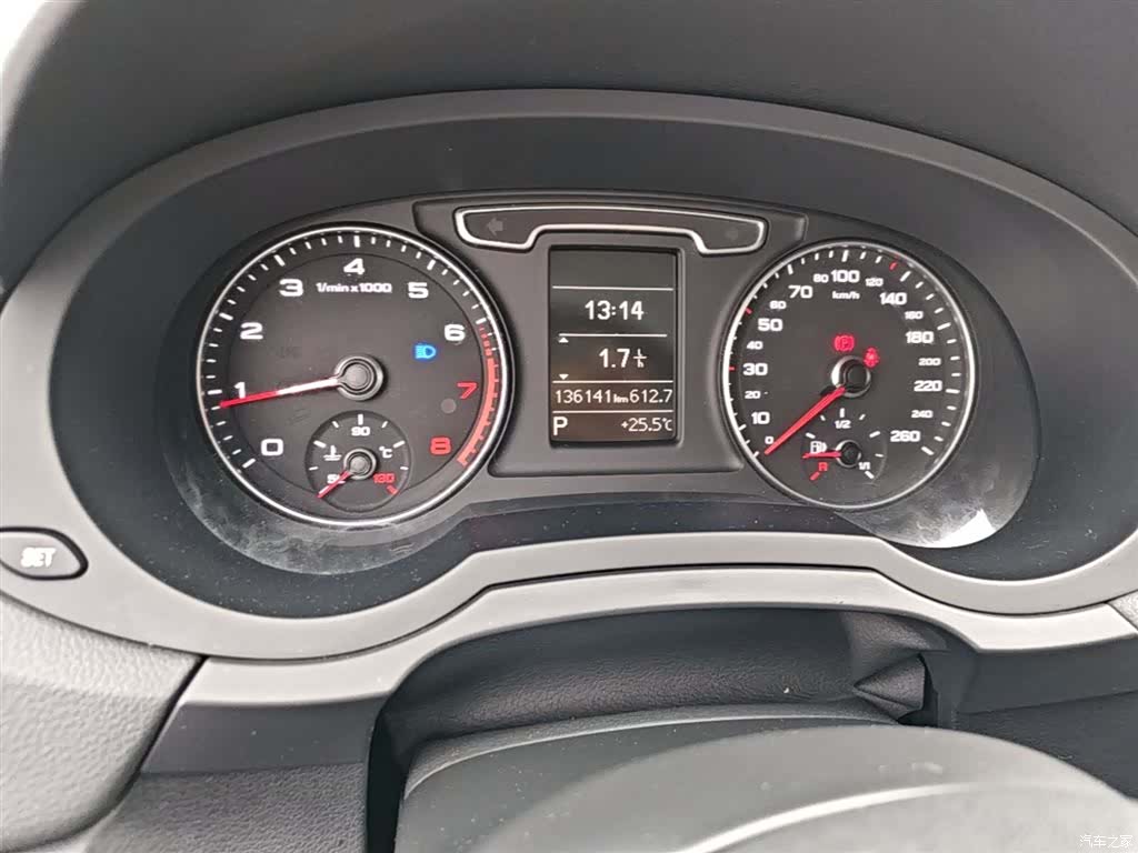 Audi Q3, 2016 12