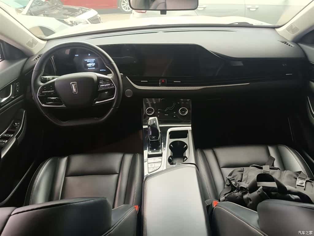 Bestune B70, 2023 10