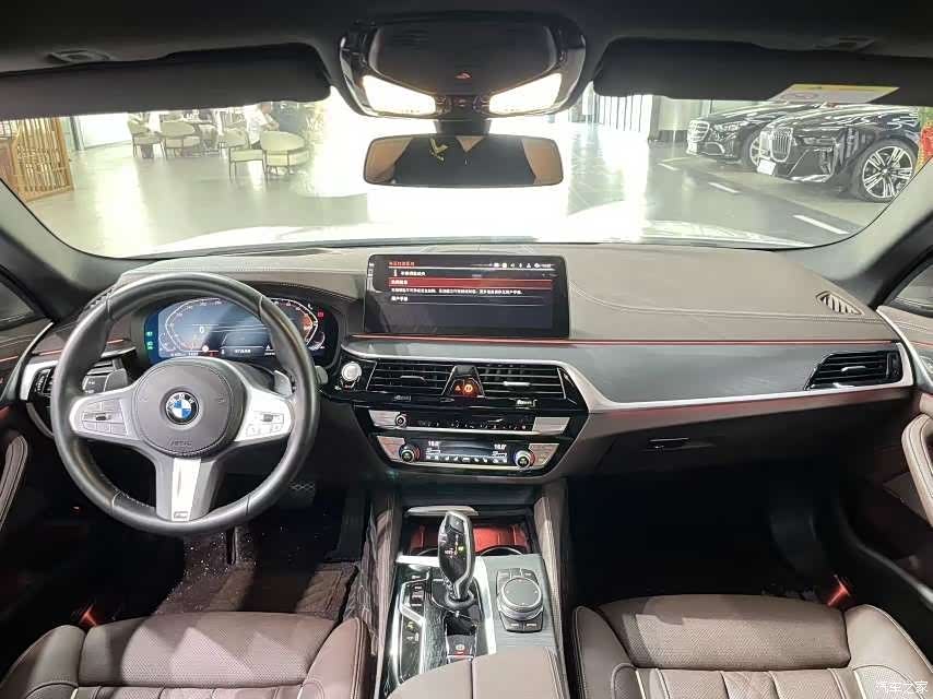 BMW 5 Series, 2023 все фото
