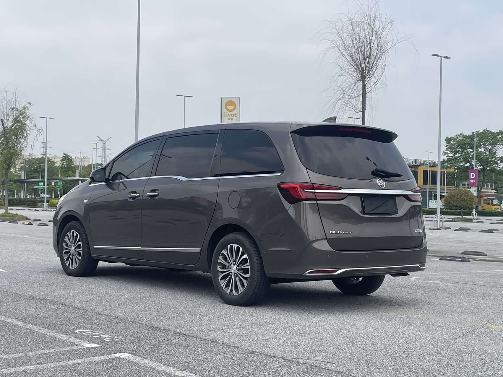 Buick GL8, 2022 7