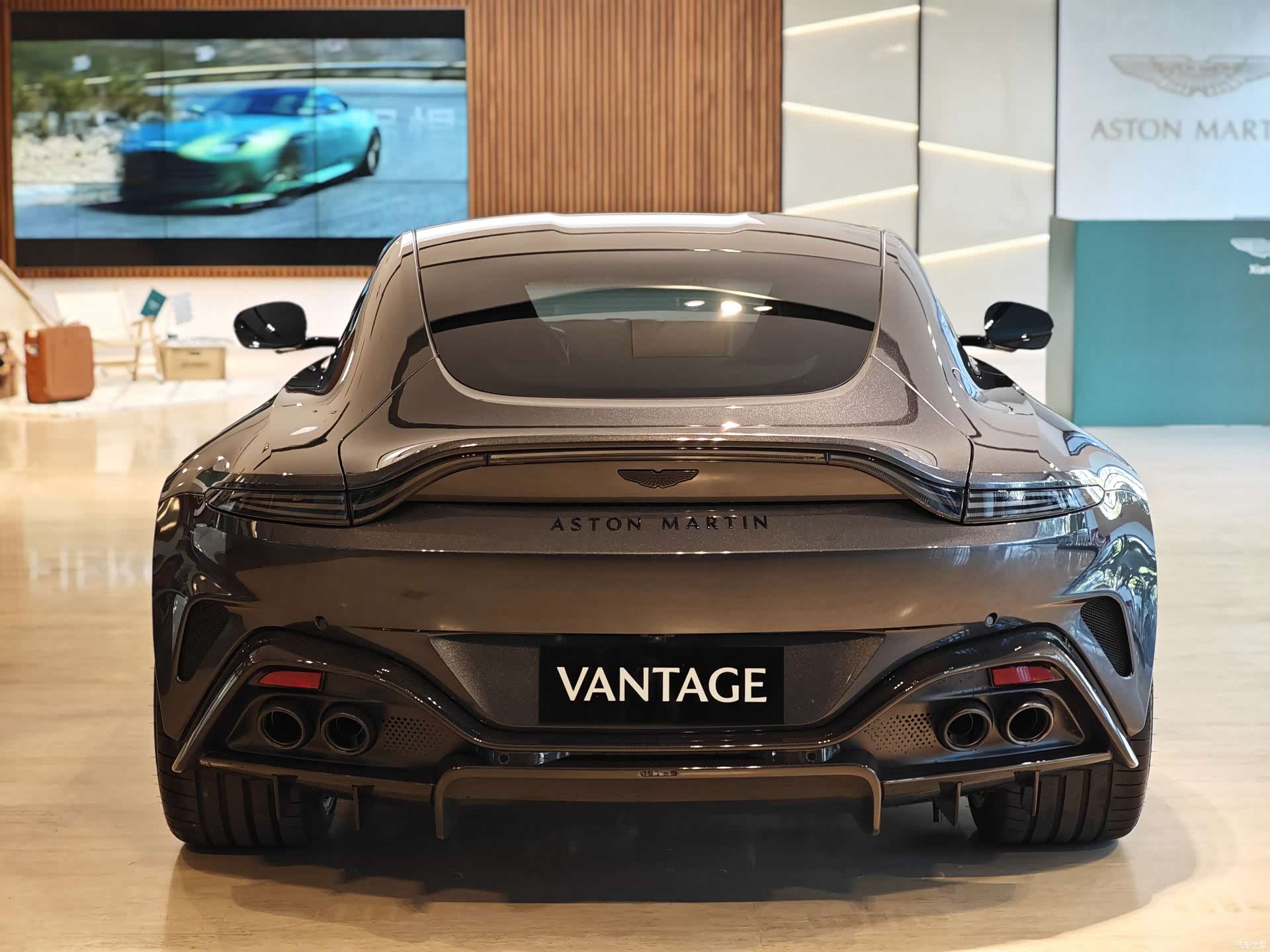 Aston Martin Vantage, 2024 8