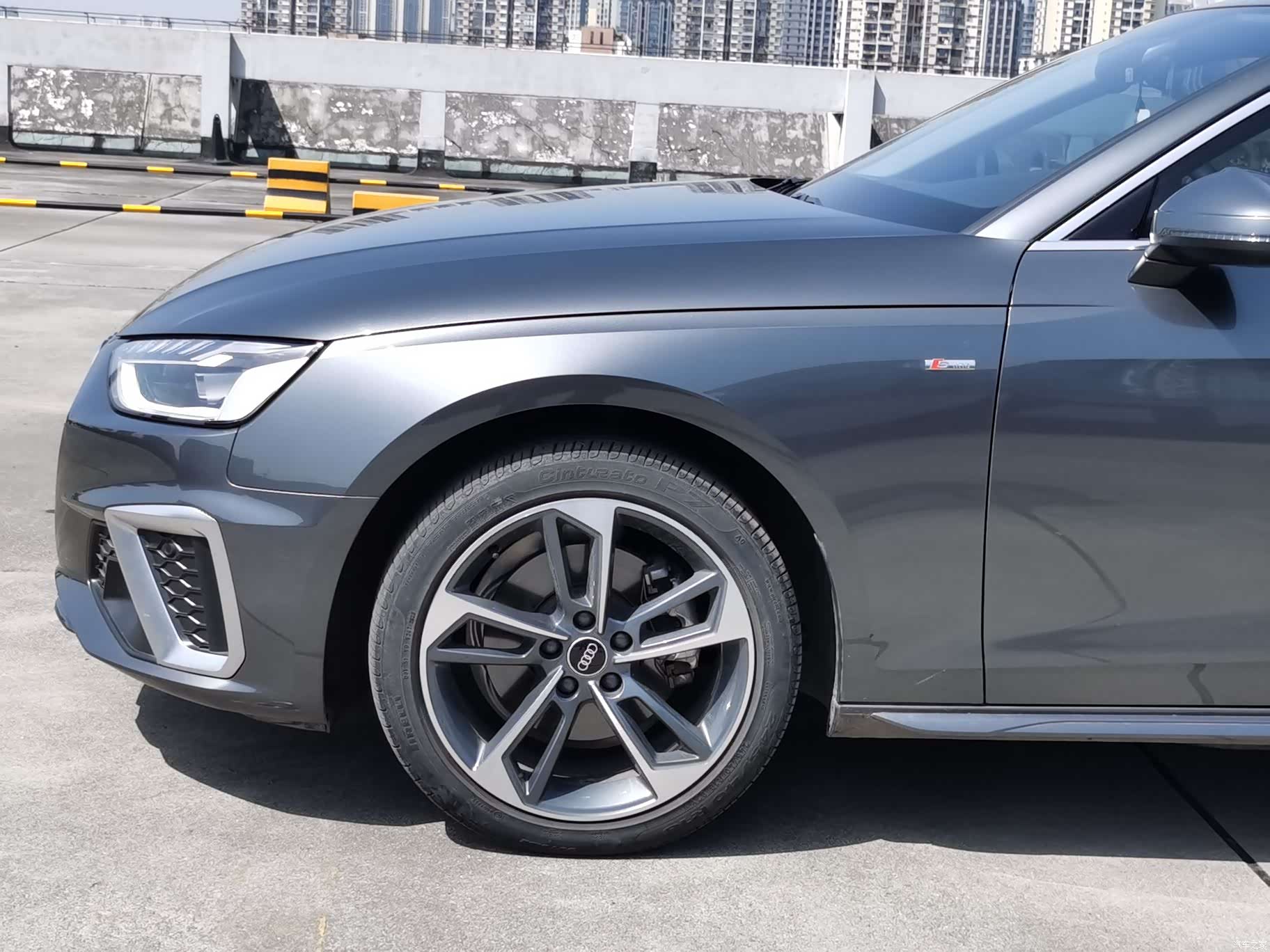 Audi A4L, 2023 3