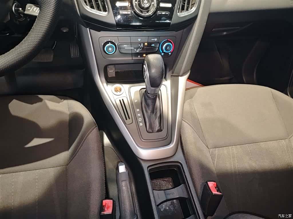 Ford Focus, 2016 14