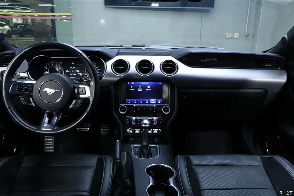 Ford Mustang, 2021 19