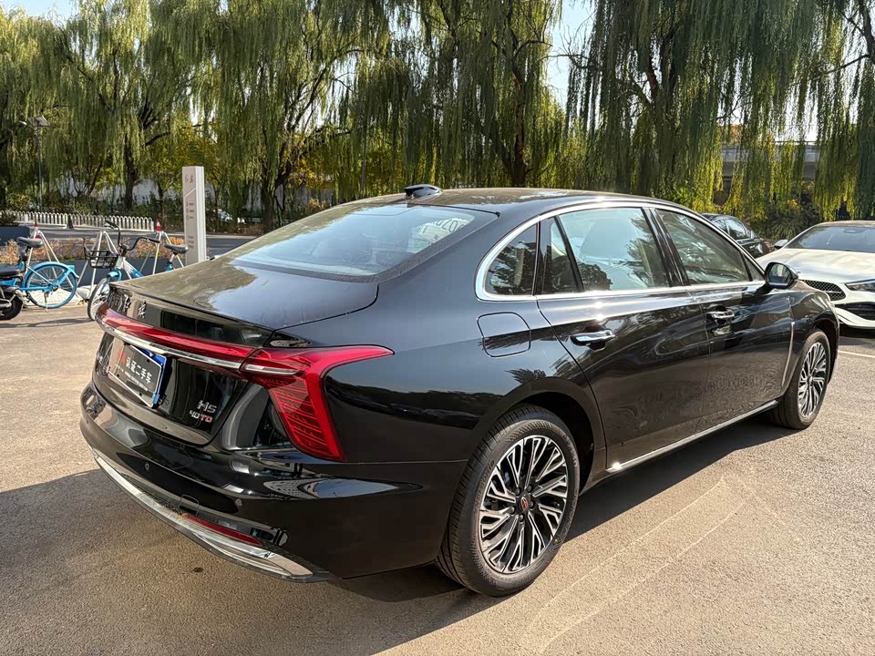 Hongqi H5