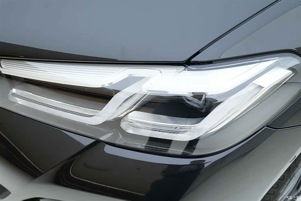 BMW 5 Series, 2024 9