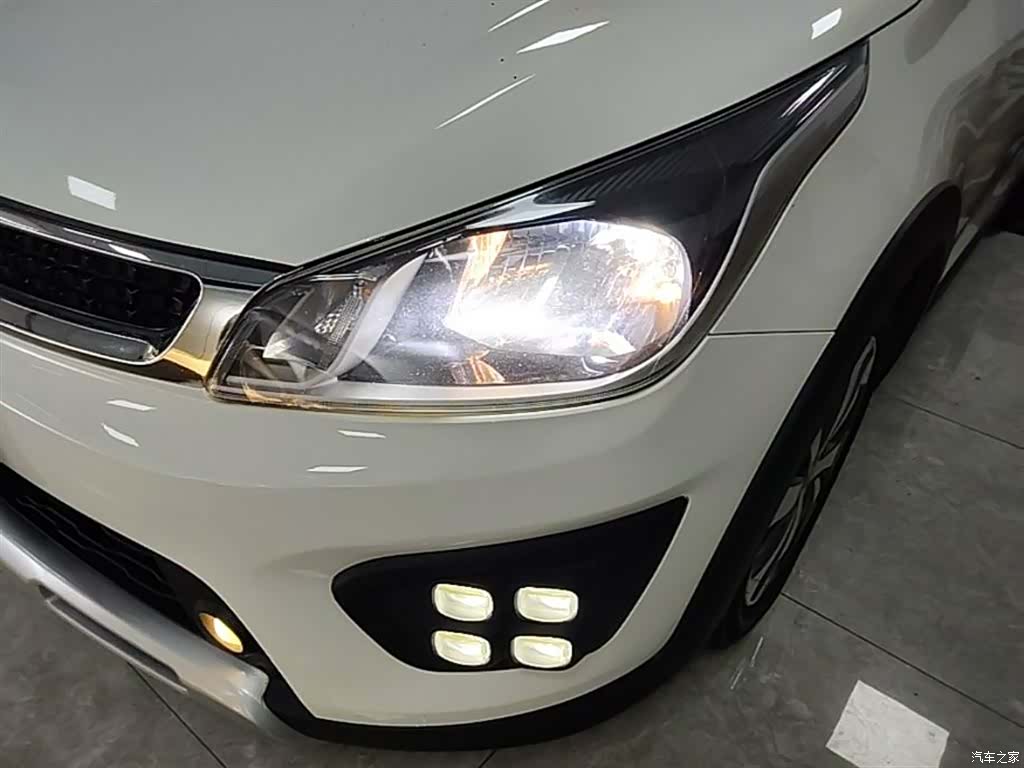 Kia KX, 2018 24