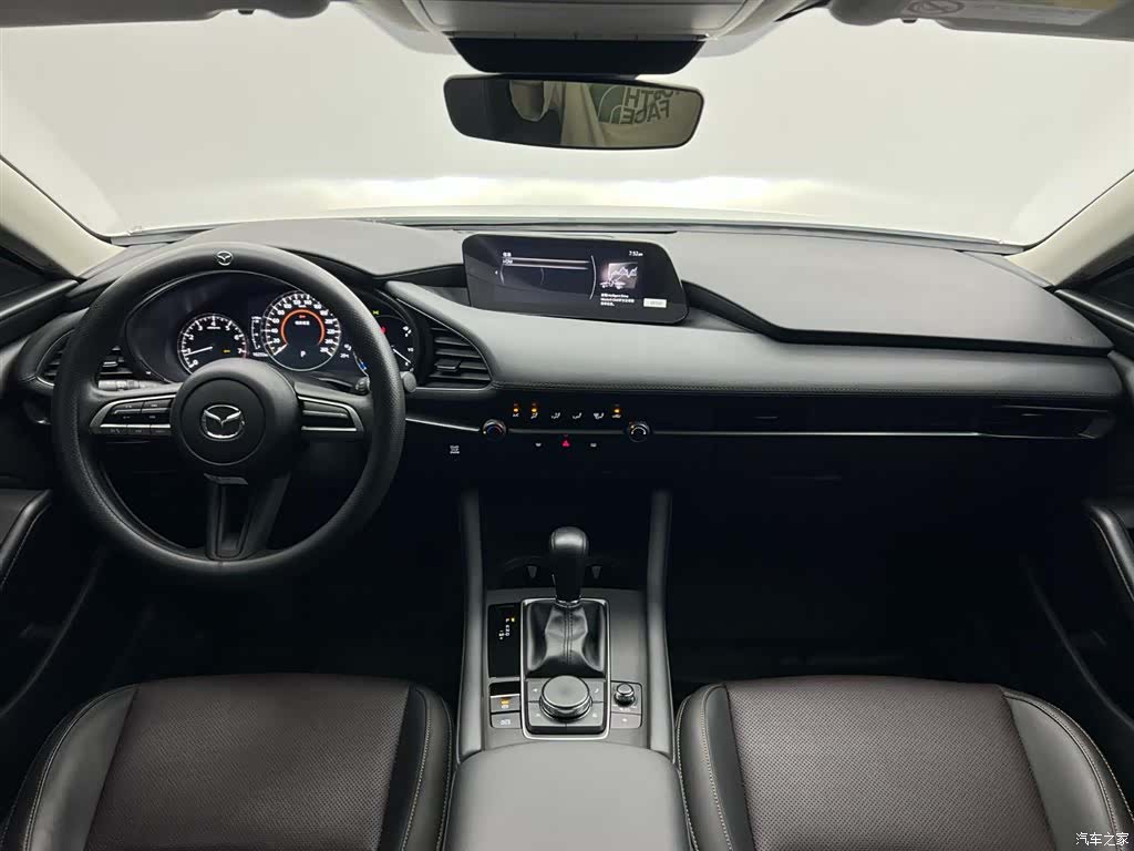 Mazda Mazda3, 2023 20