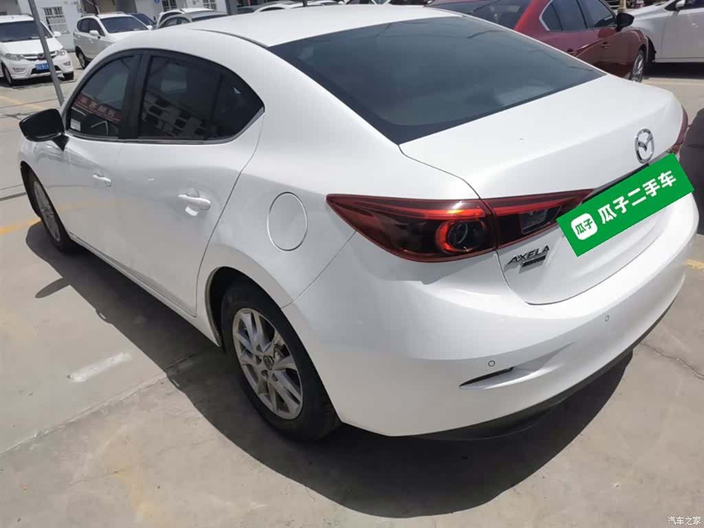 Mazda Mazda3, 2019 все фото