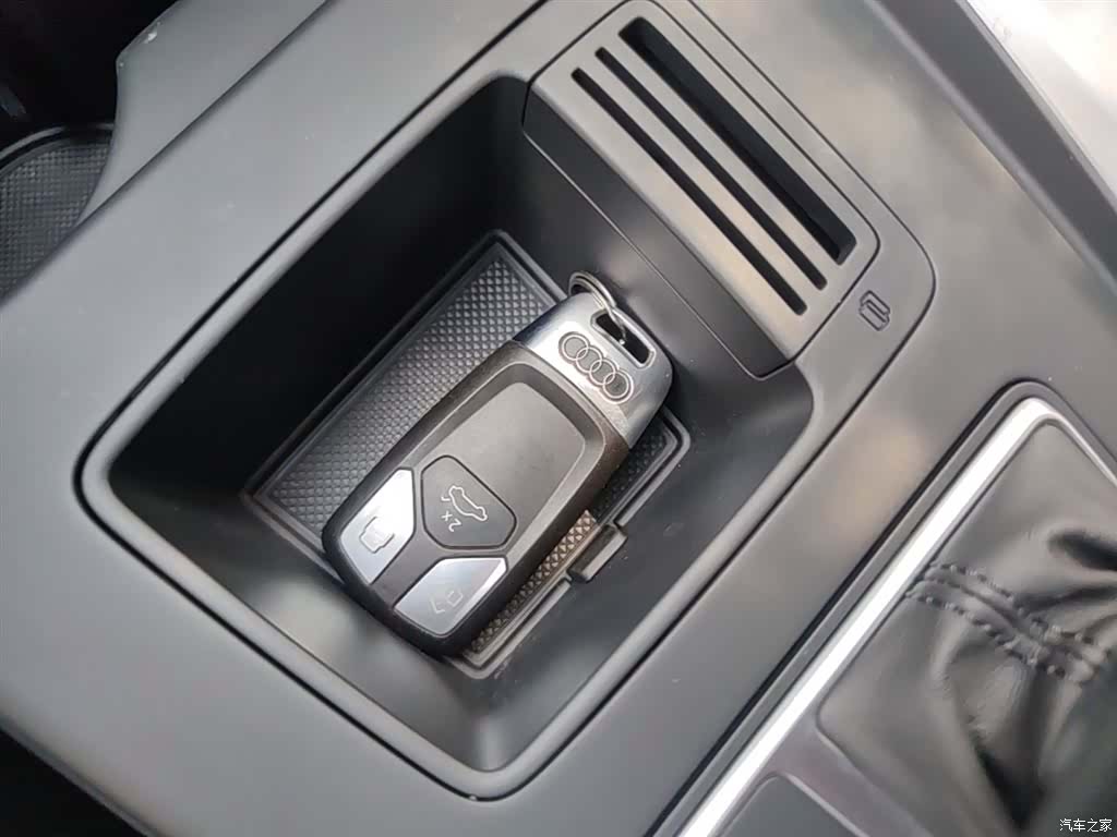 Audi A4L, 2023 9
