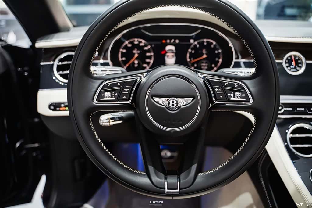 Bentley Continental GT, 2022 3