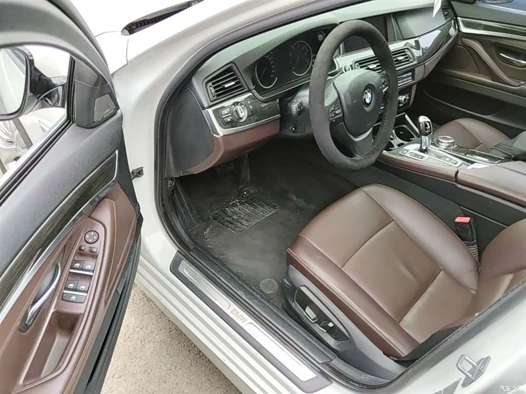 BMW 5 Series, 2017 16