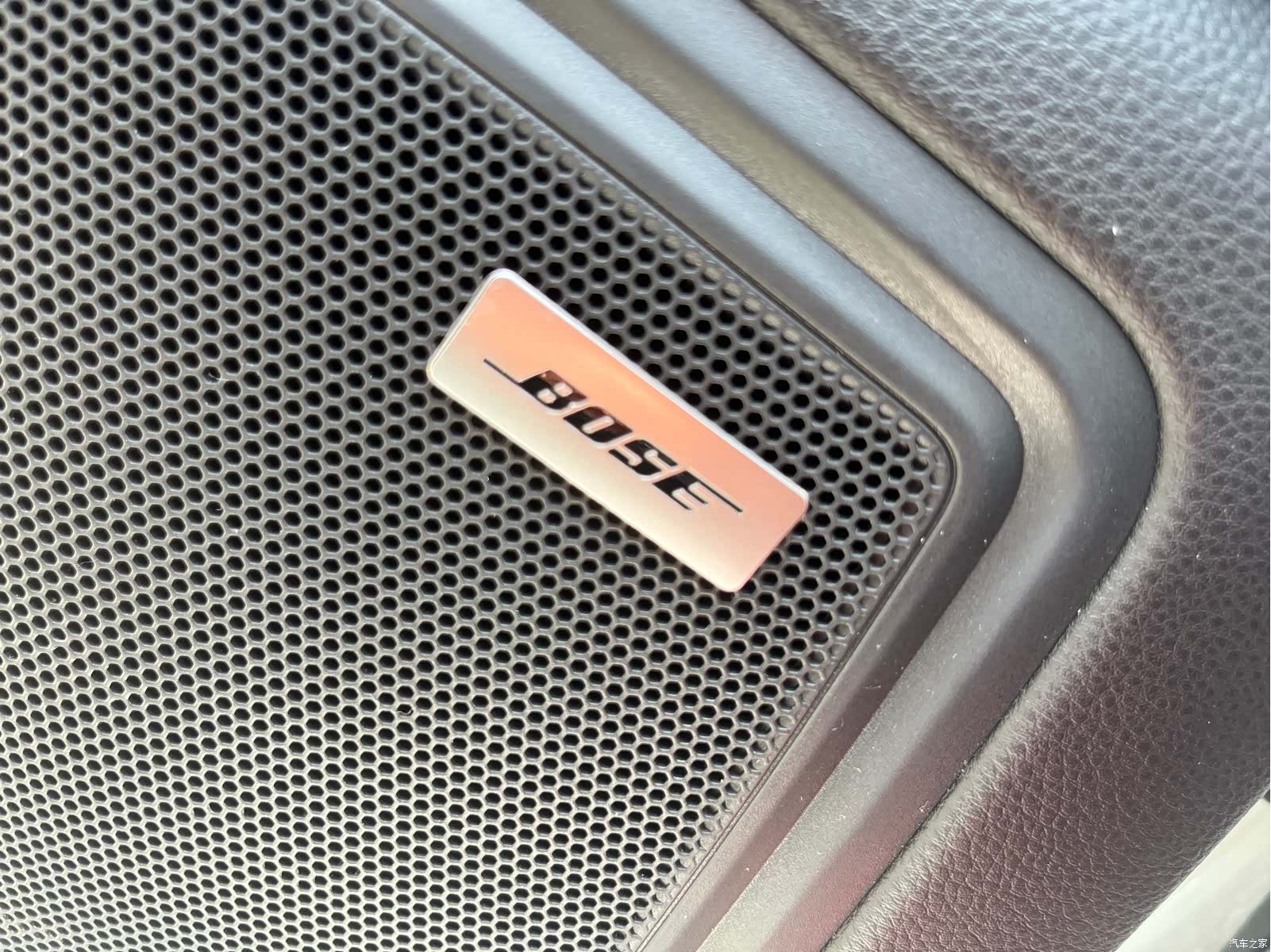 Porsche Macan, 2024 9