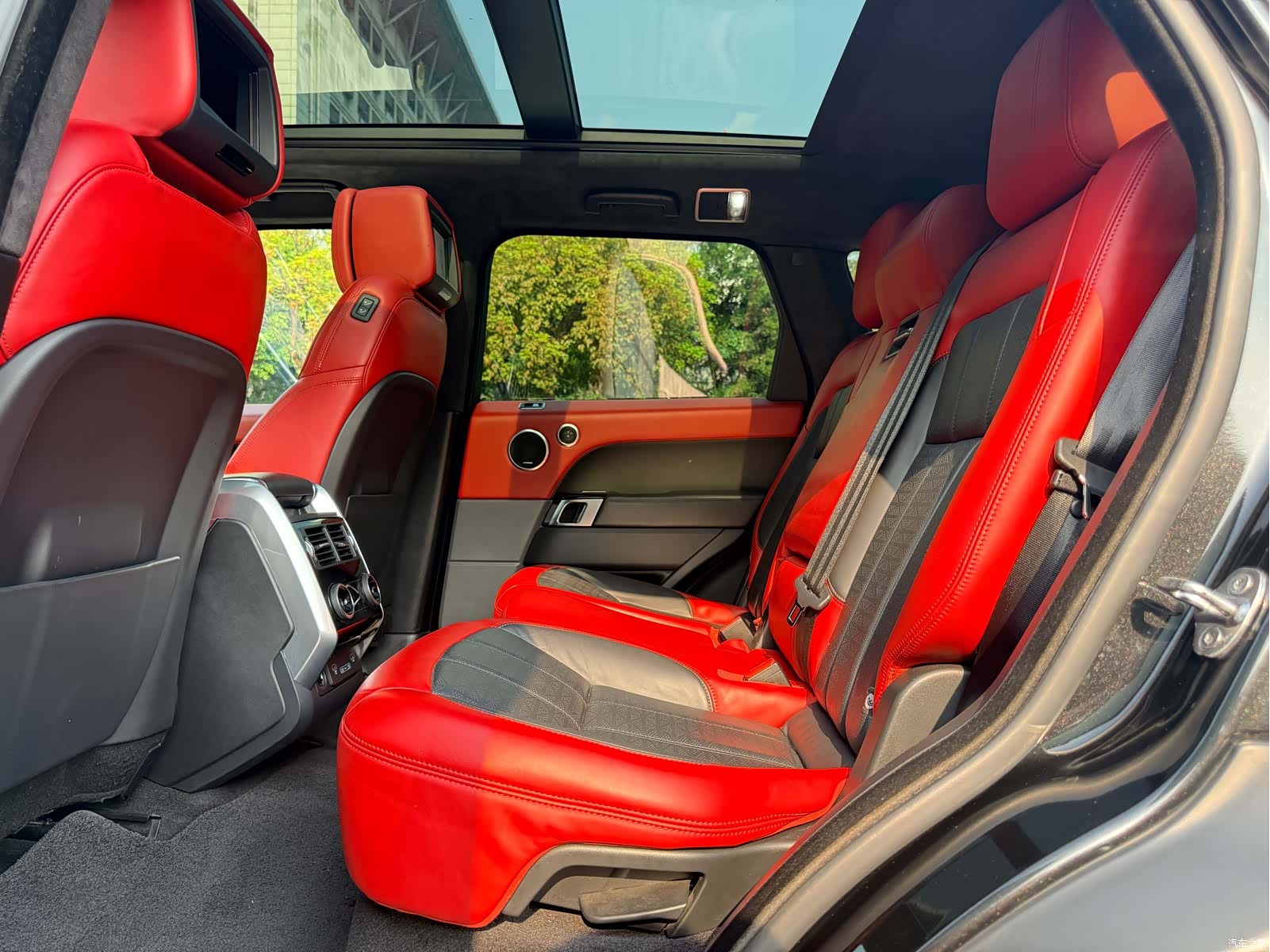 Land Rover Range Rover, 2019 все фото