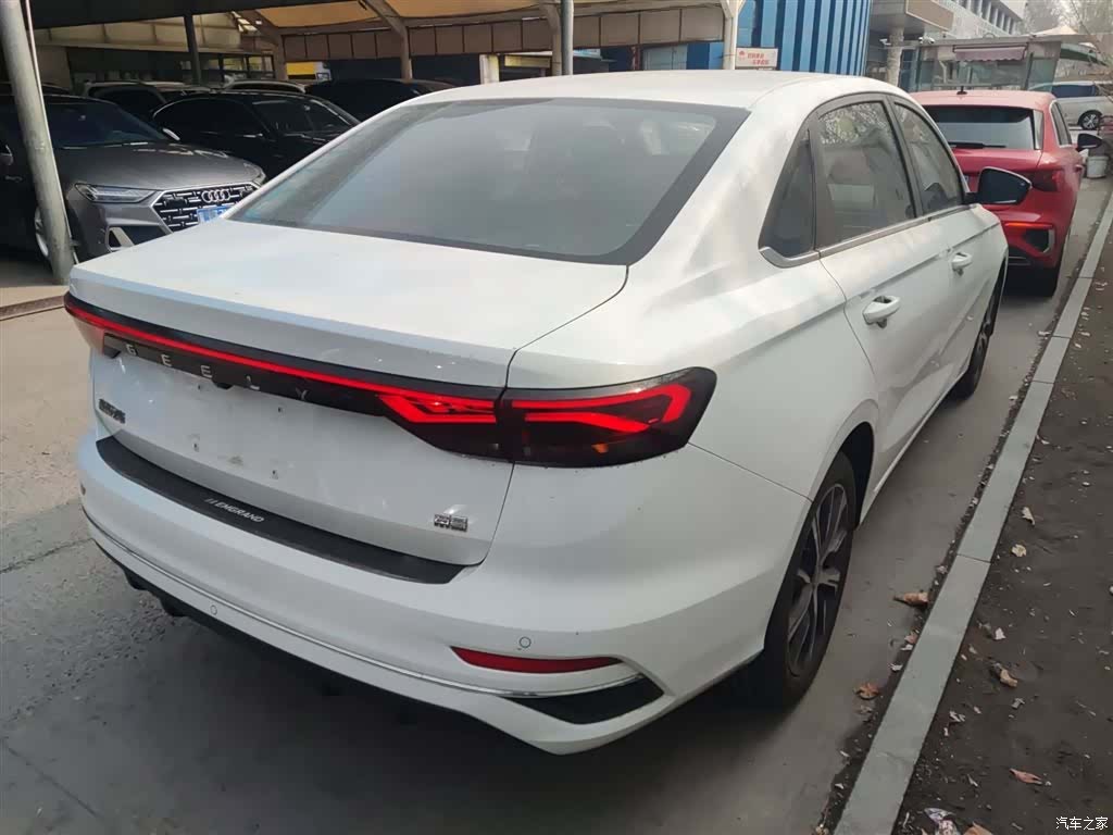 Geely Emgrand, 2021 7